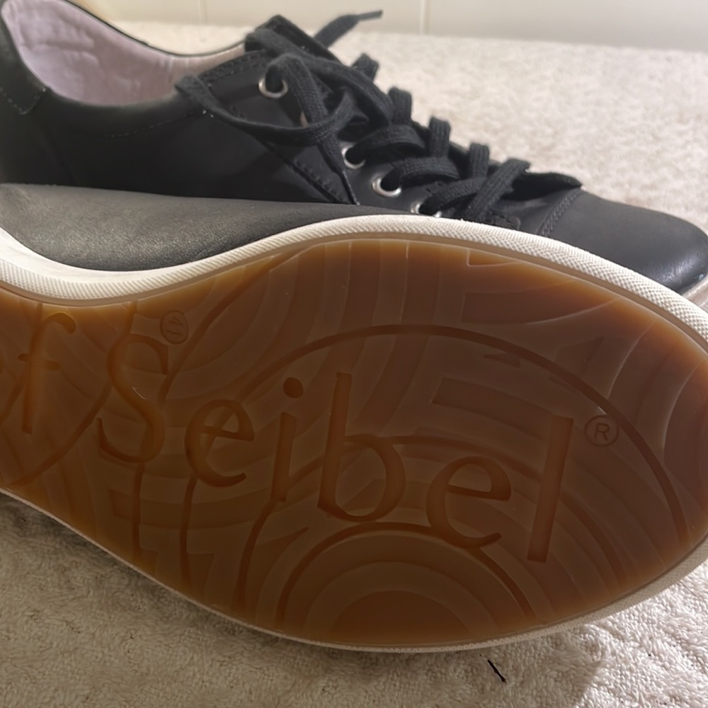 JOSEF Seibel Leather Sneakers 41 Women’s Black Caren Lace Up Casual - Picture 10 of 10
